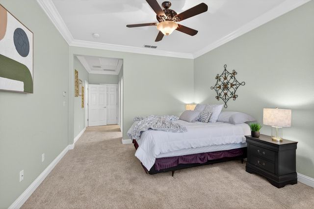 2379 Pepper Tree Ln, Manteca, CA 95336