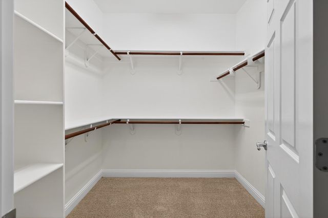 2379 Pepper Tree Ln, Manteca, CA 95336