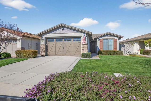 2379 Pepper Tree Ln, Manteca, CA 95336