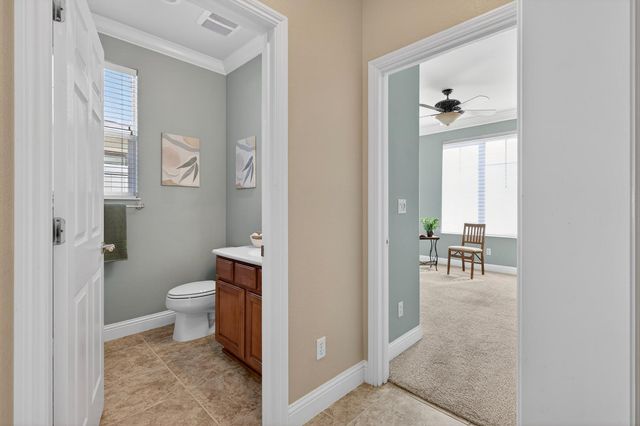 2379 Pepper Tree Ln, Manteca, CA 95336