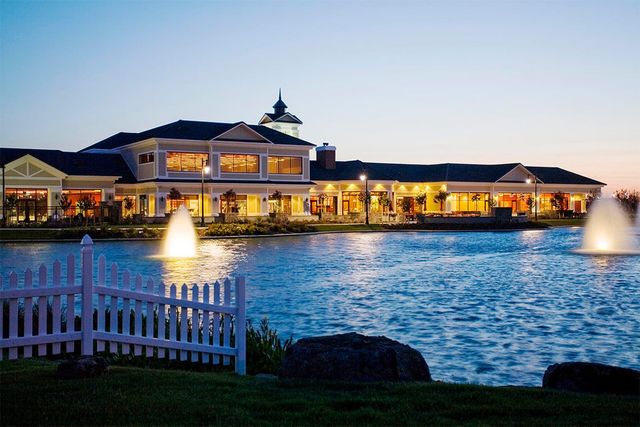 2379 Pepper Tree Ln, Manteca, CA 95336