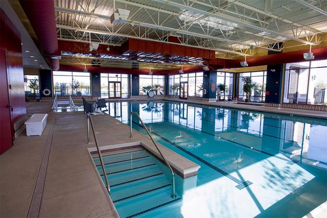 2379 Pepper Tree Ln, Manteca, CA 95336