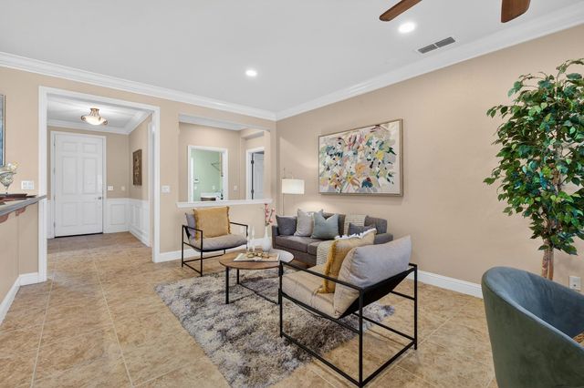 2379 Pepper Tree Ln, Manteca, CA 95336