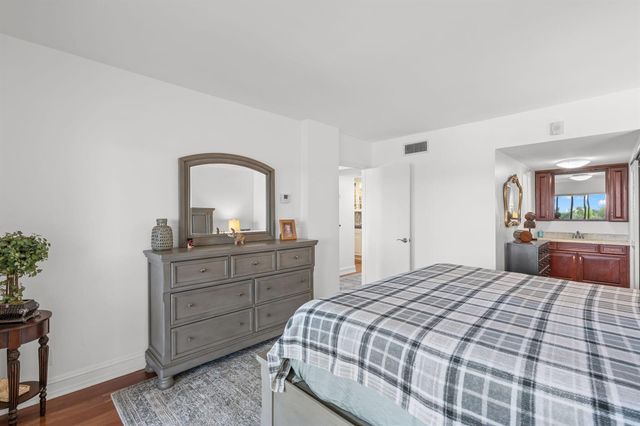 1839 Middle River Drive 501, Fort Lauderdale, FL 33305