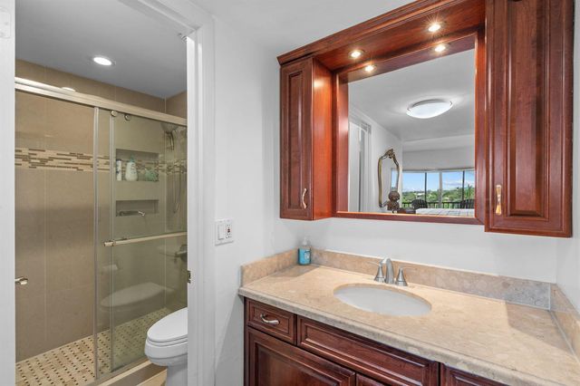 1839 Middle River Drive 501, Fort Lauderdale, FL 33305