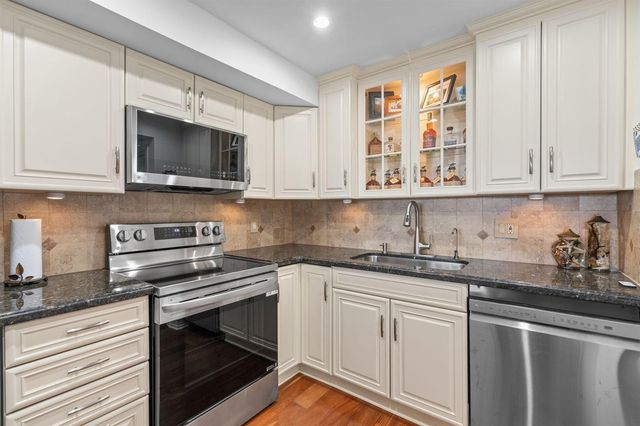 1839 Middle River Drive 501, Fort Lauderdale, FL 33305