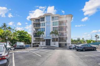 1839 Middle River Drive 501, Fort Lauderdale, FL 33305