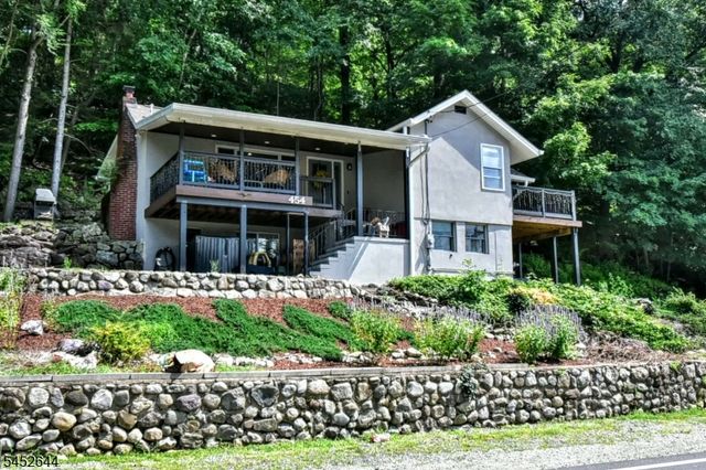 454 Skyline Lake Dr, Ringwood Boro, NJ 07456