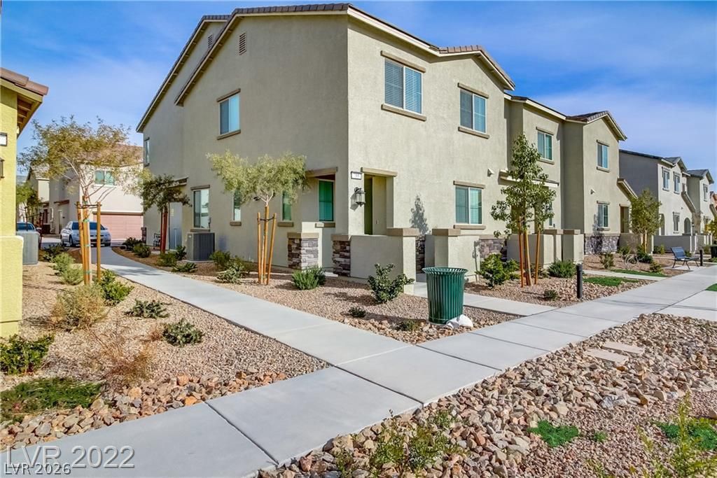 825 Spring Estates Avenue, North Las Vegas, NV 89086 — photo 5