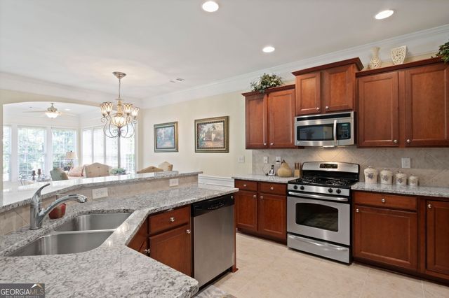 810 Dusky Sap Court, Griffin, GA 30223