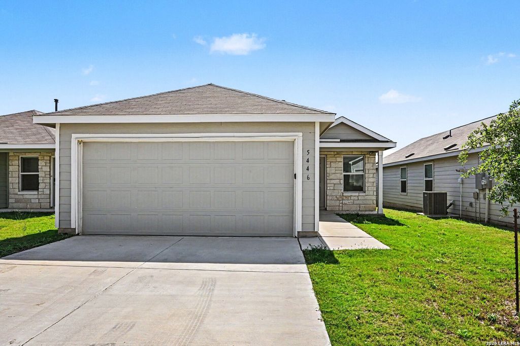 5446 DAPHNE PATH, San Antonio, TX 78253