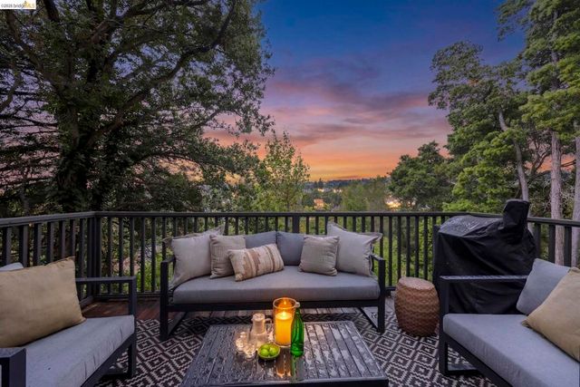 828 Alma Pl, Oakland, CA 94610