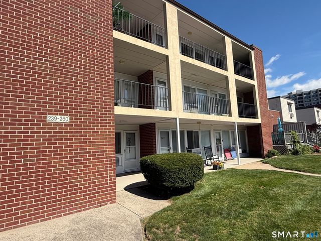 255 West Walk 255, West Haven, CT 06516