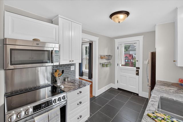 121 Kenwood Avenue, Ann Arbor, MI 48103