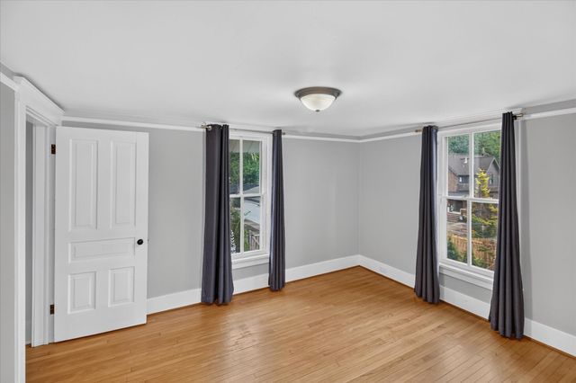121 Kenwood Avenue, Ann Arbor, MI 48103