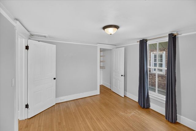 121 Kenwood Avenue, Ann Arbor, MI 48103