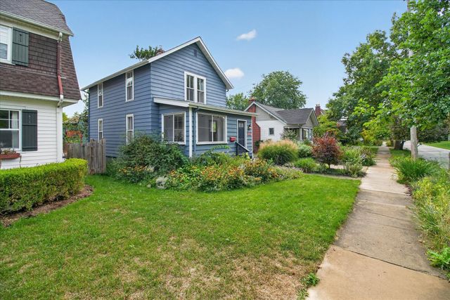 121 Kenwood Avenue, Ann Arbor, MI 48103