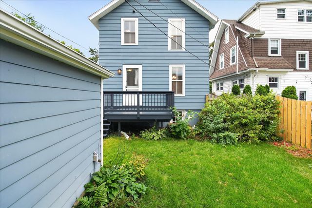 121 Kenwood Avenue, Ann Arbor, MI 48103