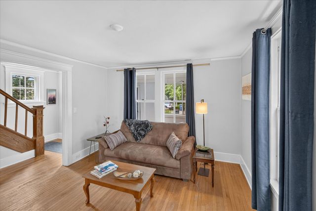 121 Kenwood Avenue, Ann Arbor, MI 48103