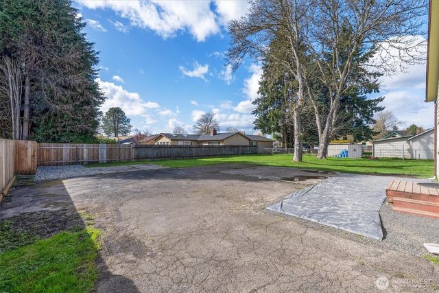 1215 30th Avenue, Longview, WA 98632