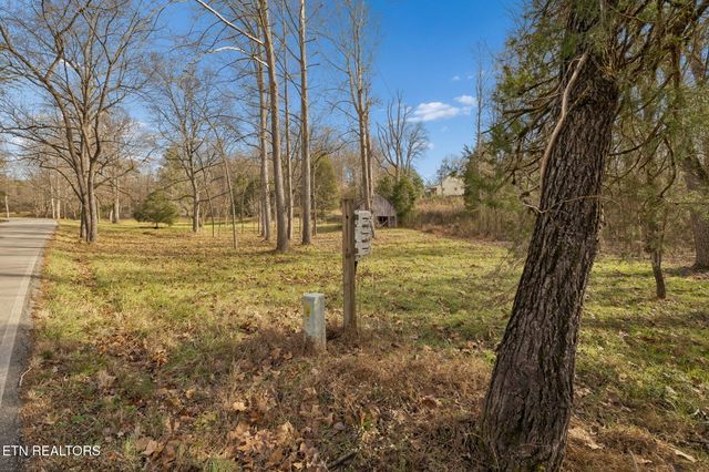 1033 Gamble Gap Rd, Tellico Plains, TN 37385