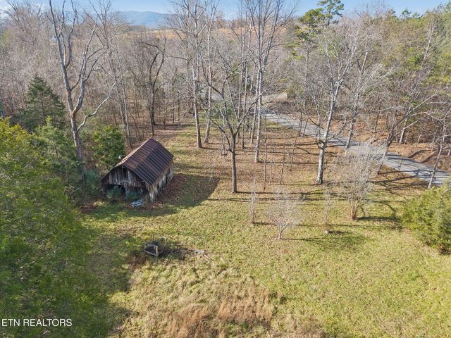 1033 Gamble Gap Rd, Tellico Plains, TN 37385