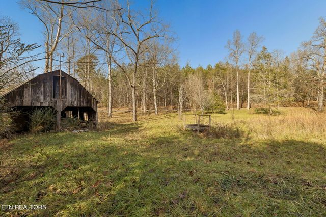 1033 Gamble Gap Rd, Tellico Plains, TN 37385