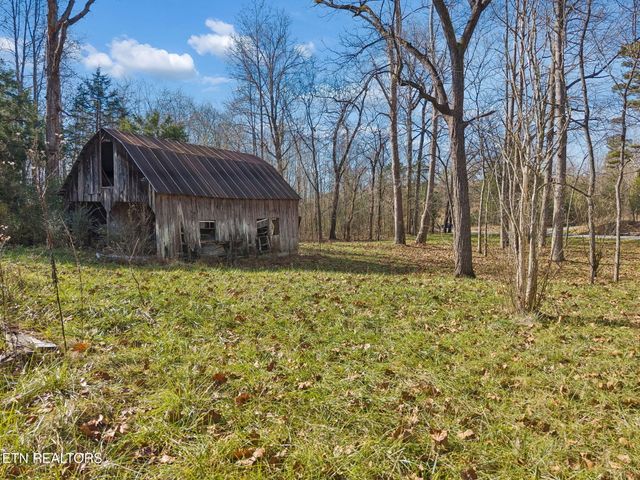 1033 Gamble Gap Rd, Tellico Plains, TN 37385