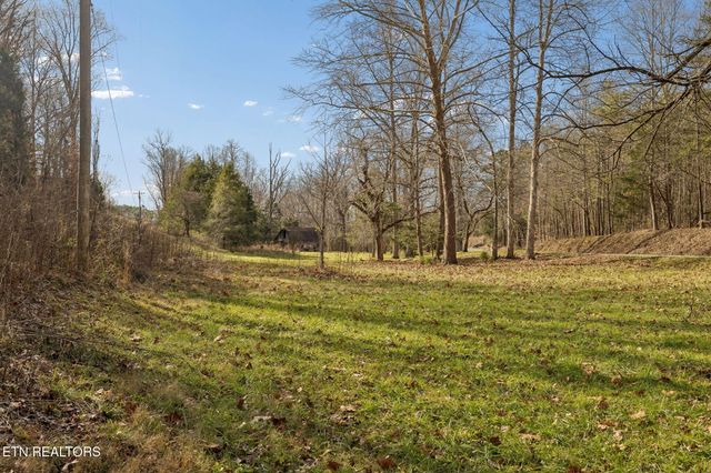 1033 Gamble Gap Rd, Tellico Plains, TN 37385