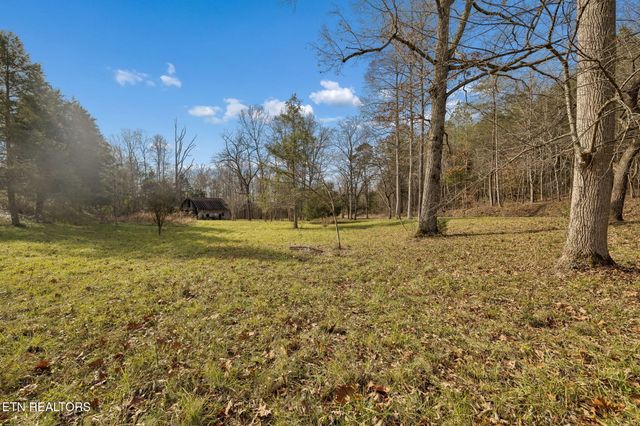 1033 Gamble Gap Rd, Tellico Plains, TN 37385
