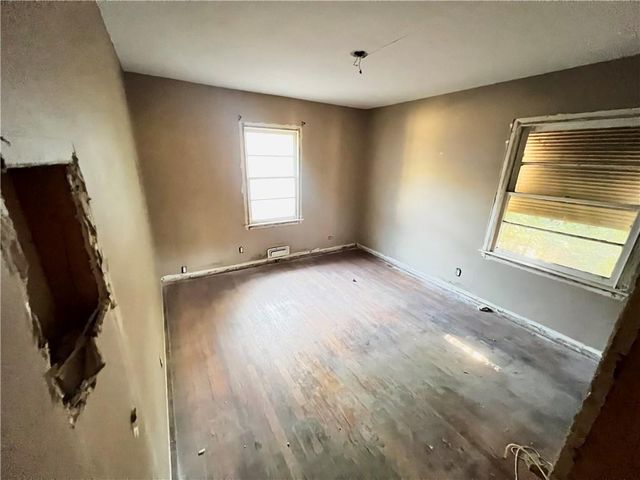 2885 Laguna Drive, Decatur, GA 30032