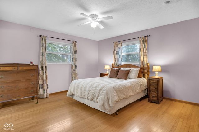 4242 Lakewood Court, Clayton, IN 46118