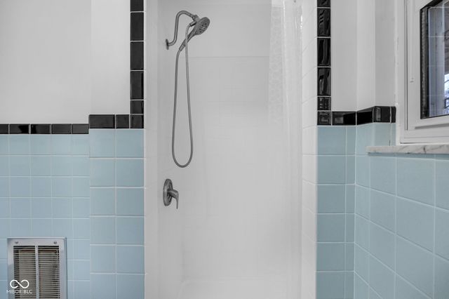 4242 Lakewood Court, Clayton, IN 46118