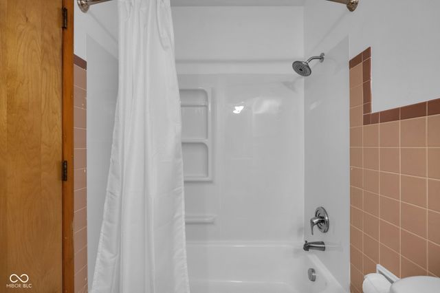 4242 Lakewood Court, Clayton, IN 46118