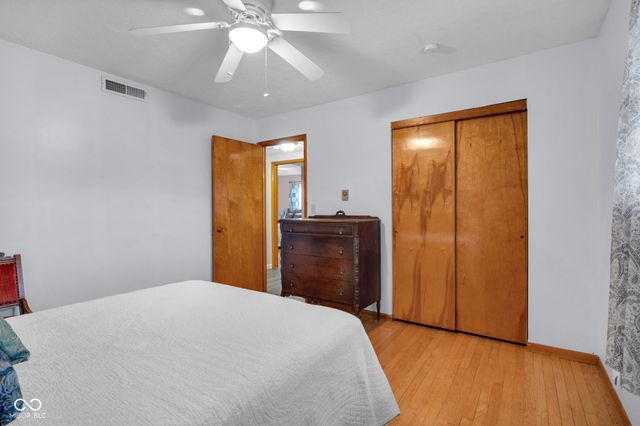 4242 Lakewood Court, Clayton, IN 46118