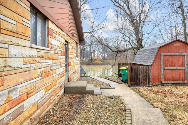 4242 Lakewood Court, Clayton, IN 46118