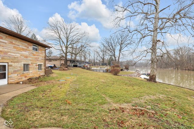 4242 Lakewood Court, Clayton, IN 46118