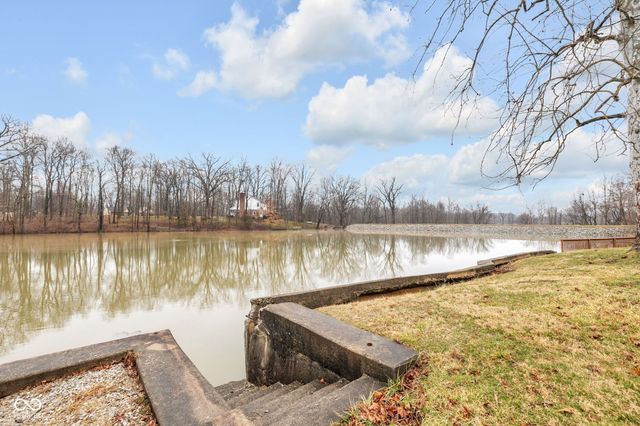 4242 Lakewood Court, Clayton, IN 46118