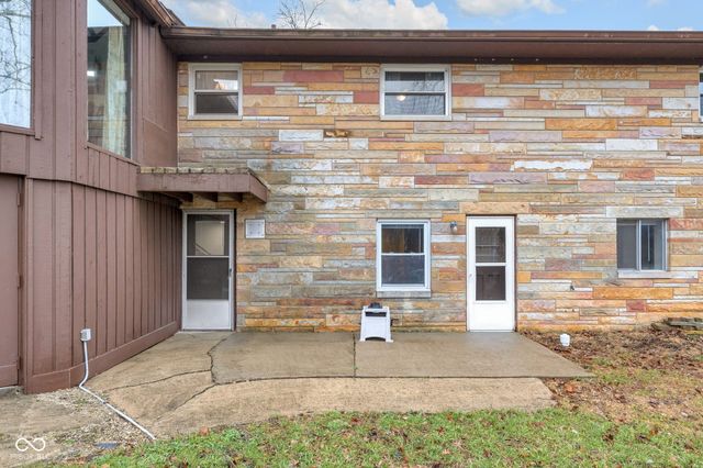 4242 Lakewood Court, Clayton, IN 46118