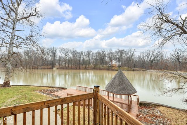 4242 Lakewood Court, Clayton, IN 46118