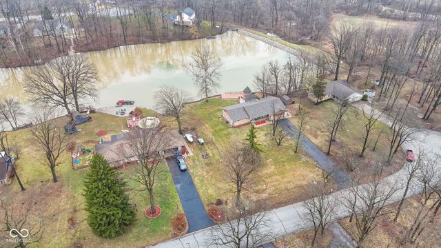 4242 Lakewood Court, Clayton, IN 46118