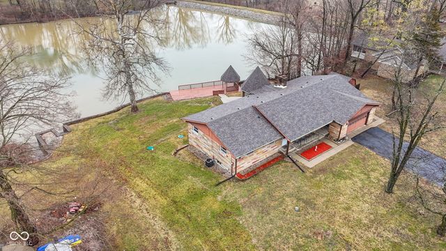 4242 Lakewood Court, Clayton, IN 46118