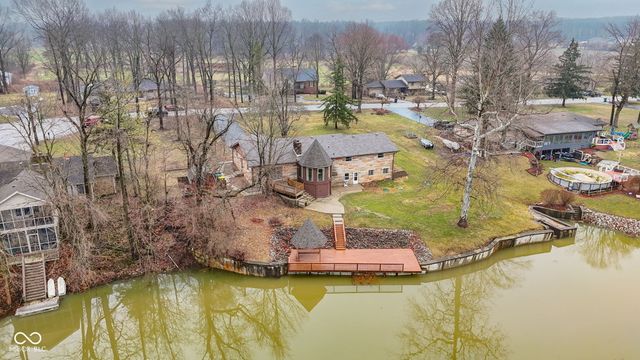 4242 Lakewood Court, Clayton, IN 46118