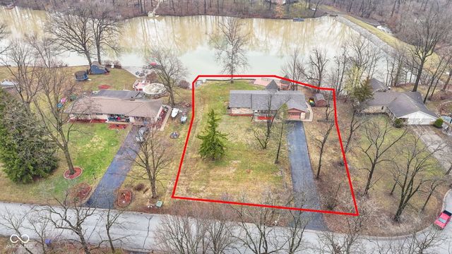 4242 Lakewood Court, Clayton, IN 46118