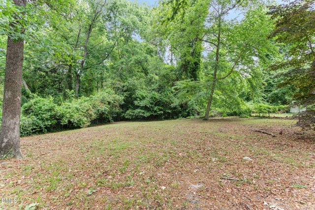 1421 Marlborough Road, Fayetteville, NC 28304