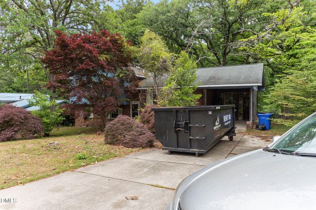 1421 Marlborough Road, Fayetteville, NC 28304