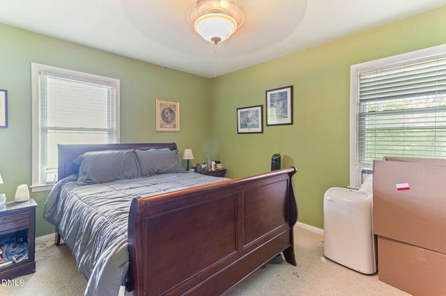 1421 Marlborough Road, Fayetteville, NC 28304