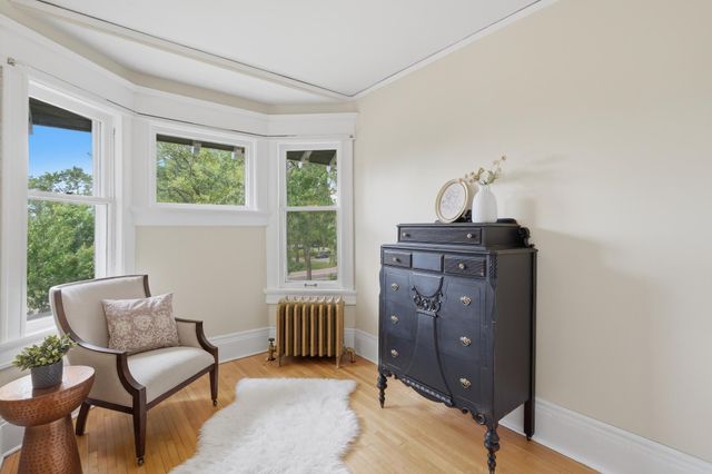 1732 Summit Avenue, Saint Paul, MN 55105