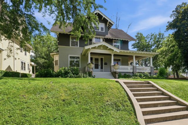 1732 Summit Avenue, Saint Paul, MN 55105