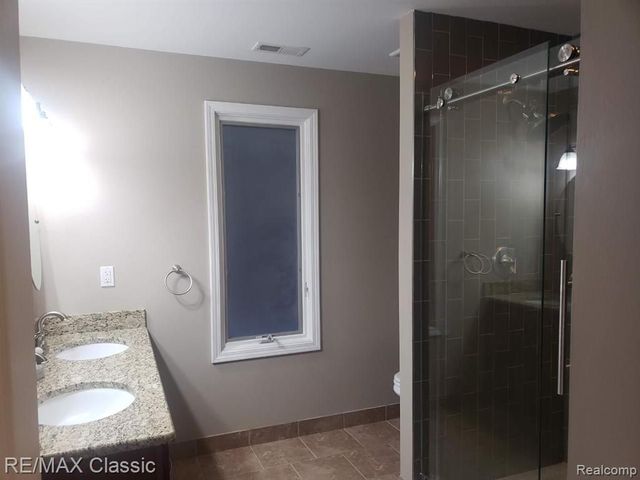 617 E 3rd Street, Royal Oak, MI 48067